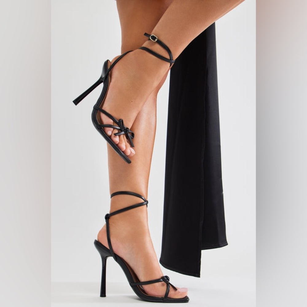 Fashion Nova Layla Elegant Black Lace-Up Sandal Heels Size 8